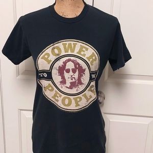 ☘️JHON LENON T-SHIRT SIZE S